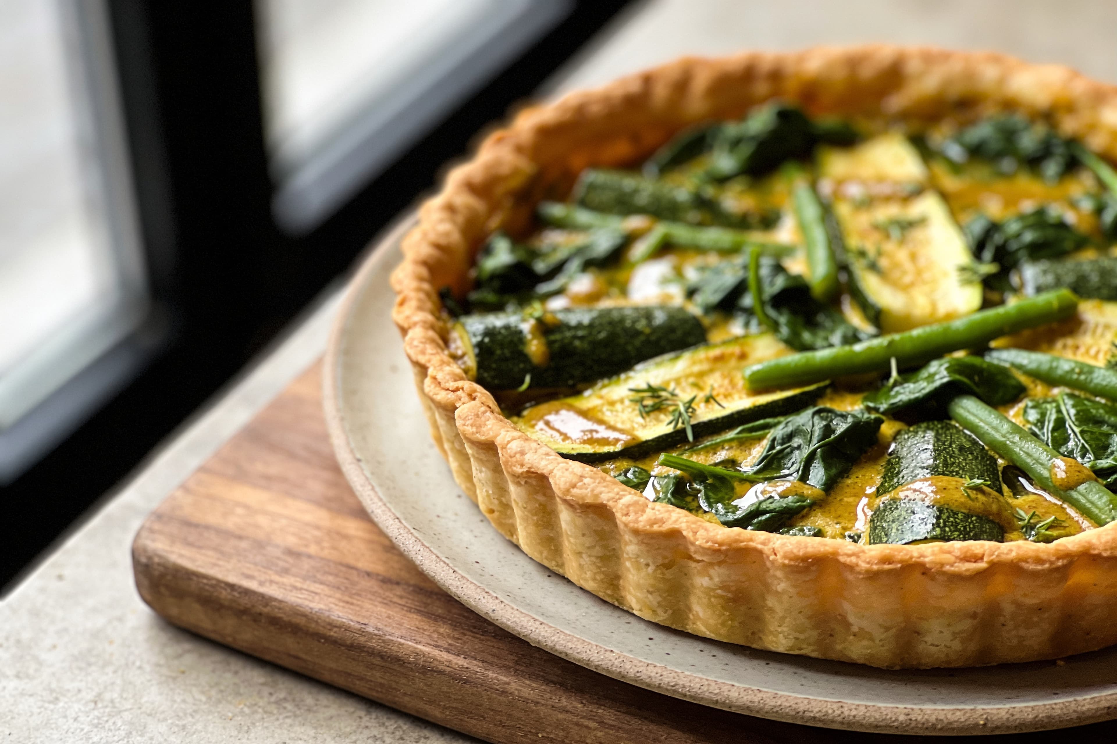 Tarte rustique aux légumes verts et curry