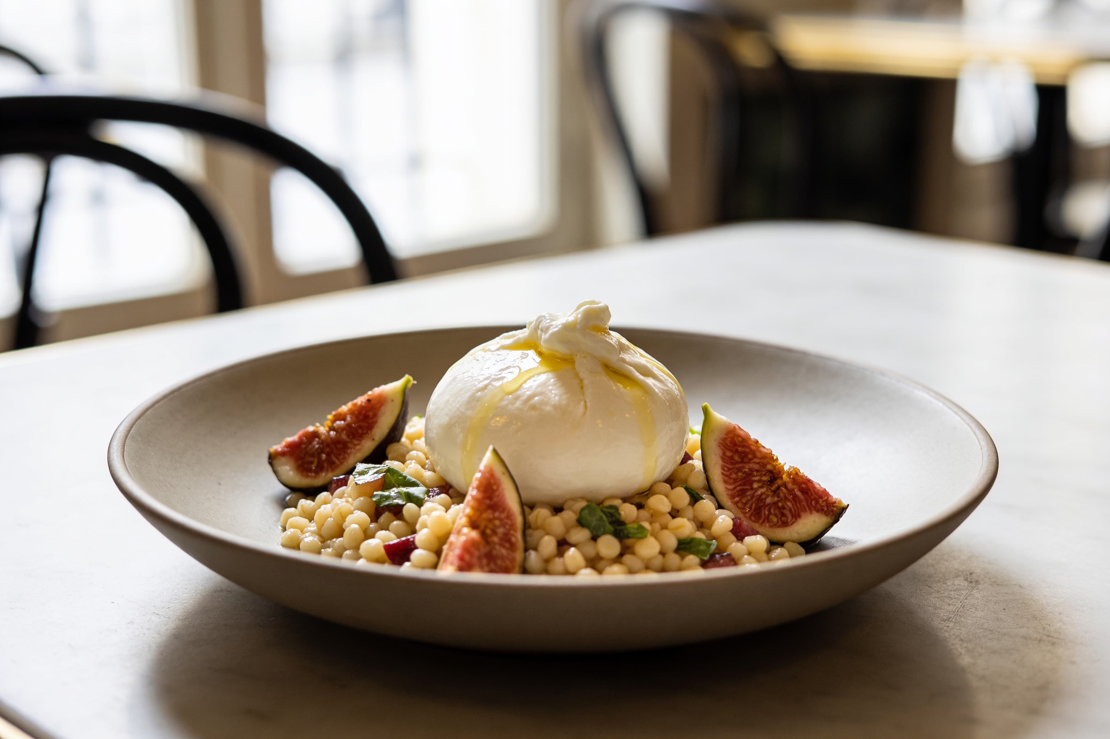 Couscous perlé aux figues et burrata